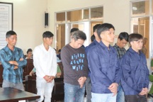 Nhóm "siêu trộm" cuỗm hơn 100 xe máy chia nhau 78 năm tù