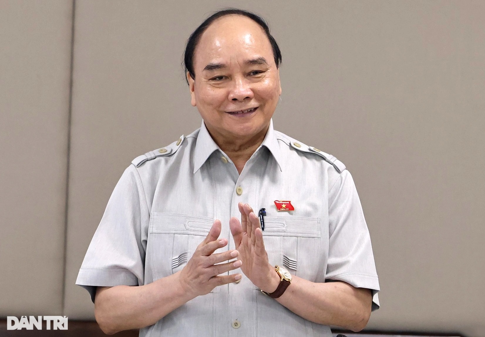 Chủ tịch nước Nguyễn Xuân Phúc thăm hỏi, tặng quà bệnh nhi tại TPHCM - 7 Chủ tịch nước Nguyễn Xuân Phúc thăm hỏi, tặng quà bệnh nhi tại TPHCM - 7