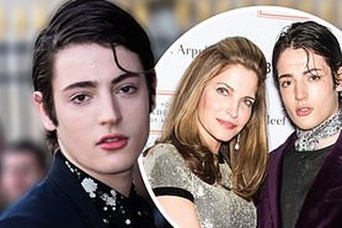 Con trai siêu mẫu Stephanie Seymour chết vì sốc thuốc ở tuổi 24