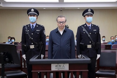 Trung Quốc ghi nhận số quan chức ra đầu thú tội tham nhũng tăng vọt