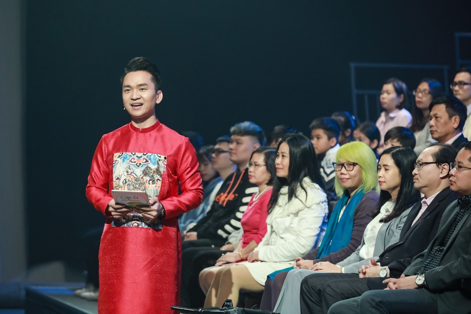 MC Hạnh Phúc xúc động kể lại kỷ niệm khóc cười khi dẫn chương trình - 6 MC Hạnh Phúc xúc động kể lại kỷ niệm khóc cười khi dẫn chương trình - 6