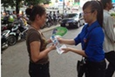 Trung tâm Thẻ Vietinbank và Pico tiếp sức mùa thi 2013