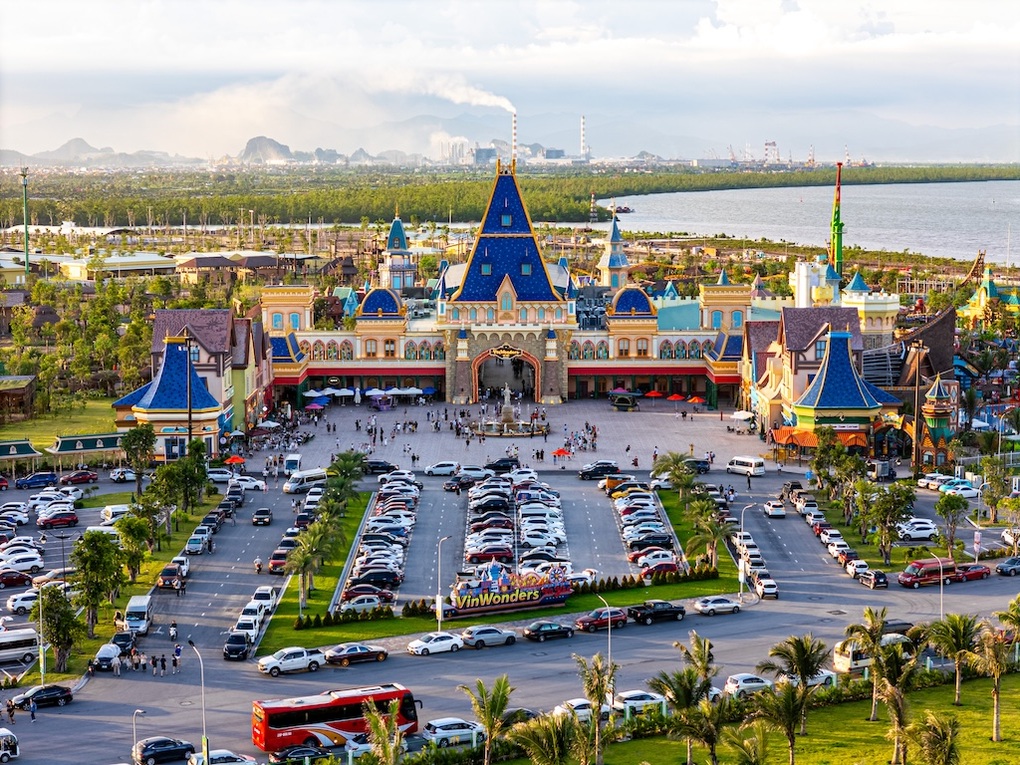 Vincom Mega Mall Royal Island: ផ្សារទំនើបលំដាប់ខ្ពស់ត្រៀមបើកនៅ Hai Phong - ៣ Vincom Mega Mall Royal Island: Trung tâm thương mại cao cấp sắp khai trương tại Hải Phòng - 3
