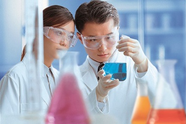 Có thể nhận biết sữa chất lượng qua hạn dùng?