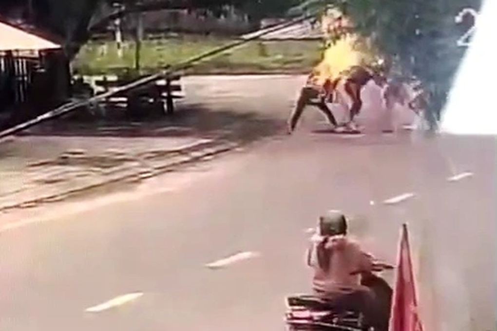 Hình phạt nào đang chờ những kẻ tạt axit, đổ xăng phóng hỏa để đánh ghen? - 1 Hình phạt nào đang chờ những kẻ tạt axit, đổ xăng phóng hỏa để đánh ghen? - 1