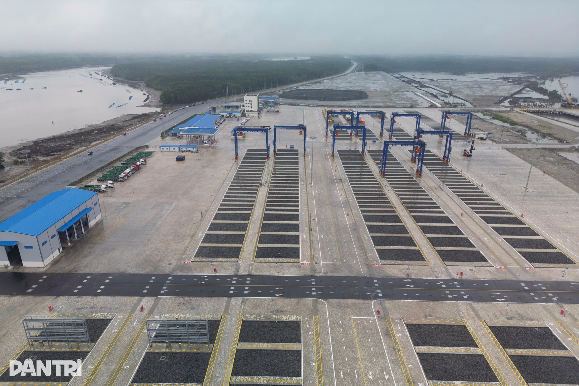 Cảng biển lớn nhất Đồng Nai đón chuyến tàu quốc tế đầu tiên - 14 Cảng biển lớn nhất Đồng Nai đón chuyến tàu quốc tế đầu tiên - 14