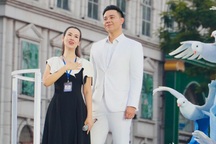 Đông Hùng: Từng gặp biến cố gia đình, hát ca khúc 4 tỷ lượt xem gây sốt