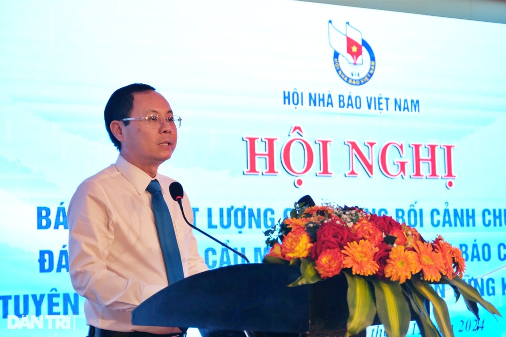 Báo chí đồng hành cùng sự phát triển của TP Cần Thơ - 2 Báo chí đồng hành cùng sự phát triển của TP Cần Thơ - 2