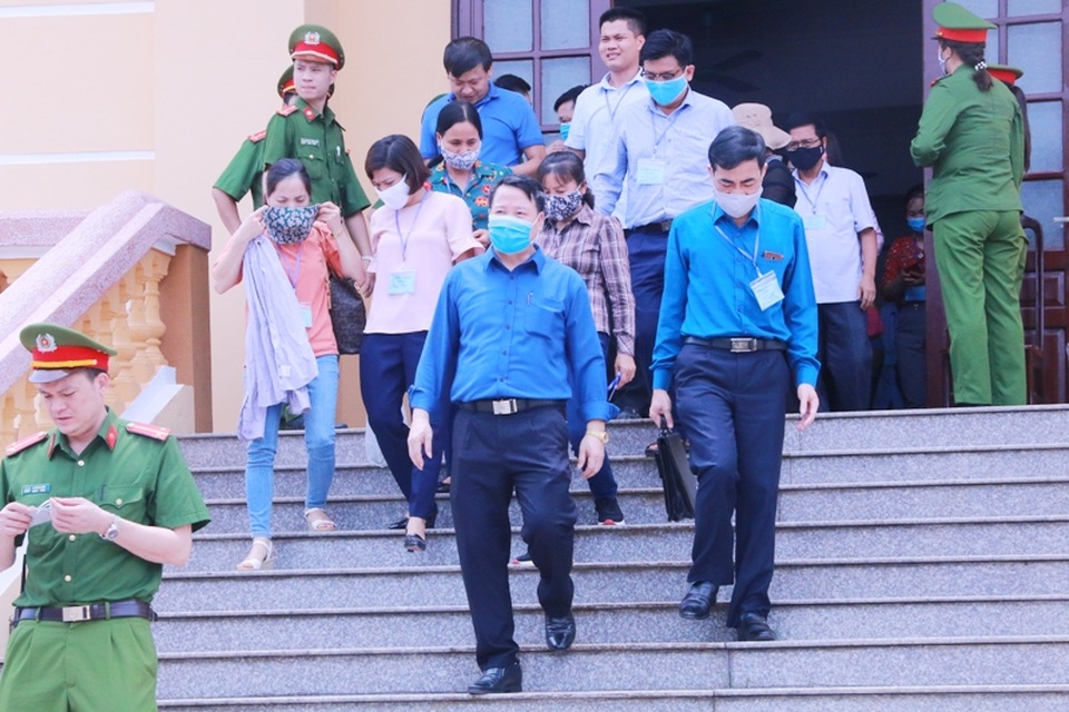 Phụ huynh bức xúc vì con bị nâng điểm thi! - 3 Phụ huynh bức xúc vì con bị nâng điểm thi! - 3