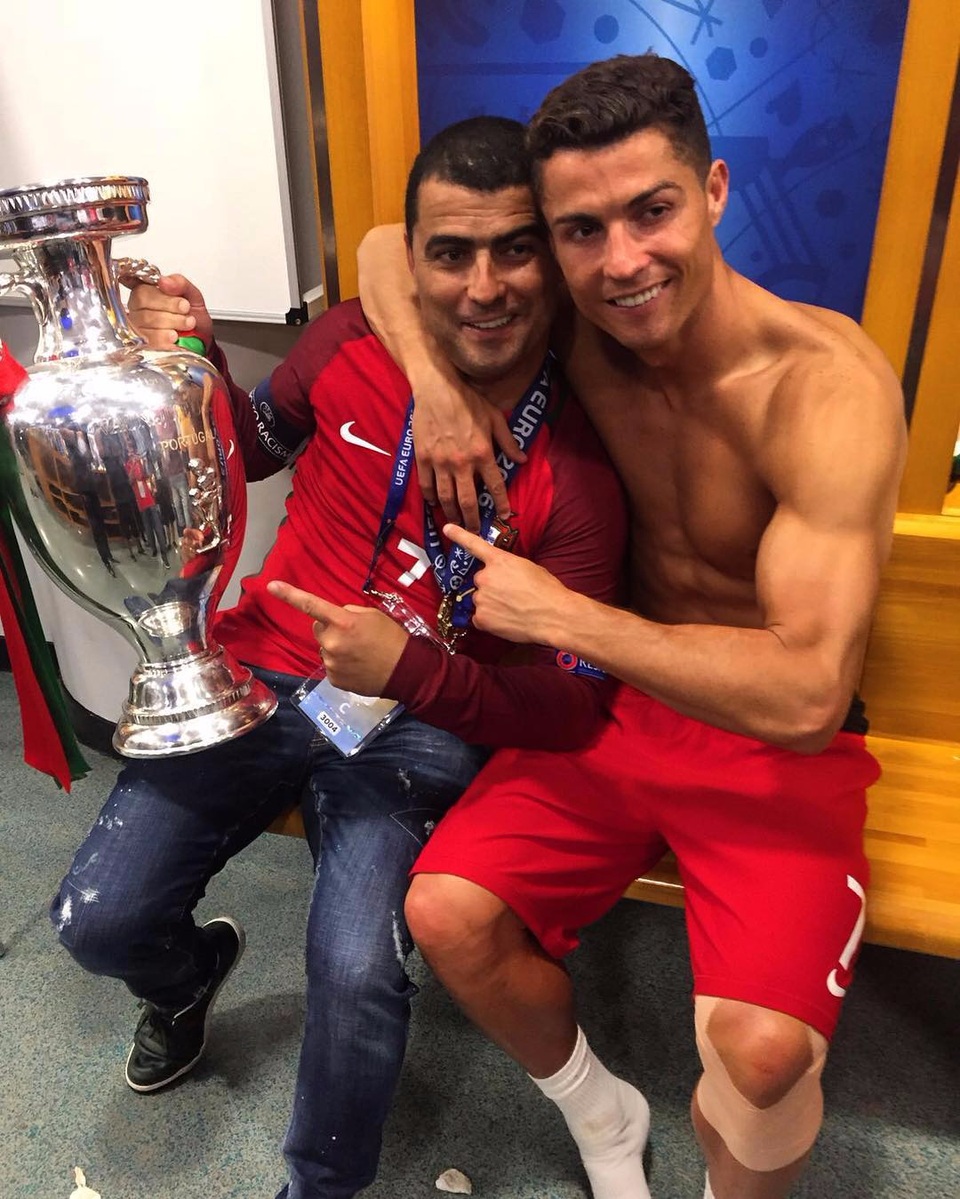 C.Ronaldo gặp rắc rối vì nhà riêng bị trộm đột nhập - 2 C.Ronaldo gặp rắc rối vì nhà riêng bị trộm đột nhập - 2