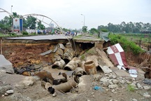 Chủ tịch Hà Nội yêu cầu khắc phục hậu quả “hố tử thần”