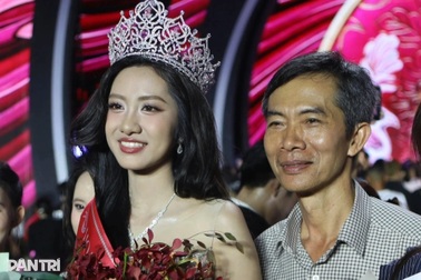 Bố Hoa hậu Hà Trúc Linh: "Tôi chỉ cho con hơn 1 triệu đồng khi đi thi"