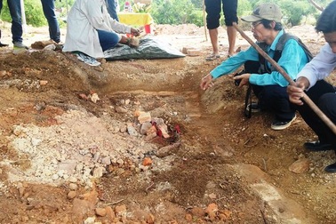 Giữ nguyên lăng mộ vợ vua Tự Đức bị san ủi tại vị trí cũ