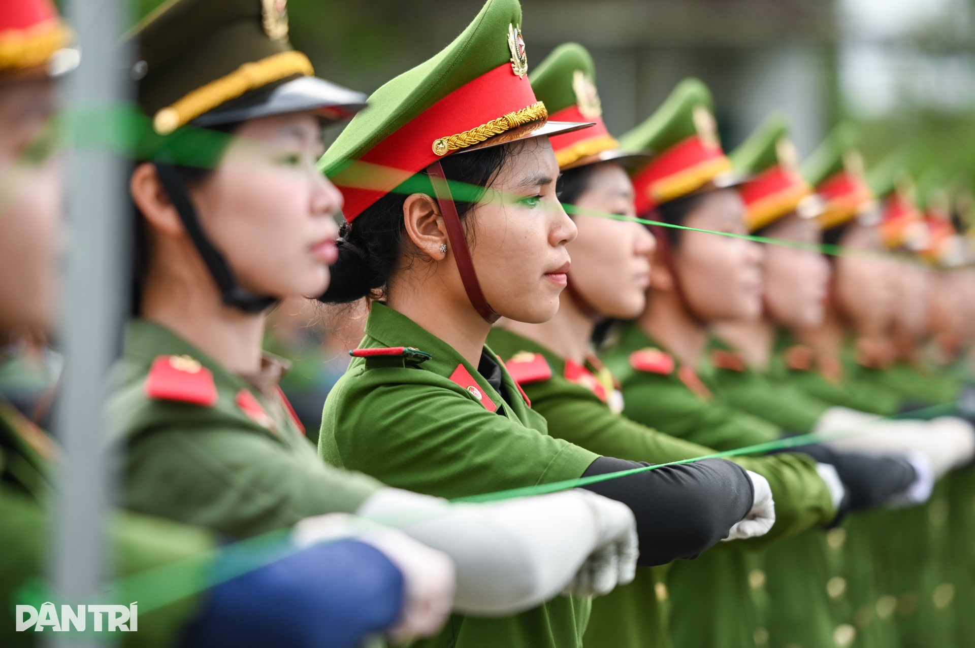 Xem các chiến sĩ CAND miệt mài tập luyện diễu binh 80 năm Quốc khánh - 3 Xem các chiến sĩ CAND miệt mài tập luyện diễu binh 80 năm Quốc khánh - 3