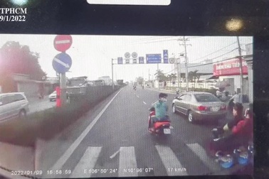 Điều tra vụ 2 nhóm cầm hung khí rượt chém nhau trên quốc lộ