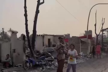 Cảnh tang thương sau động đất ở Myanmar