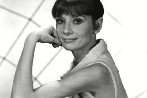 Những ngôi sao "hồi sinh" nhờ công nghệ