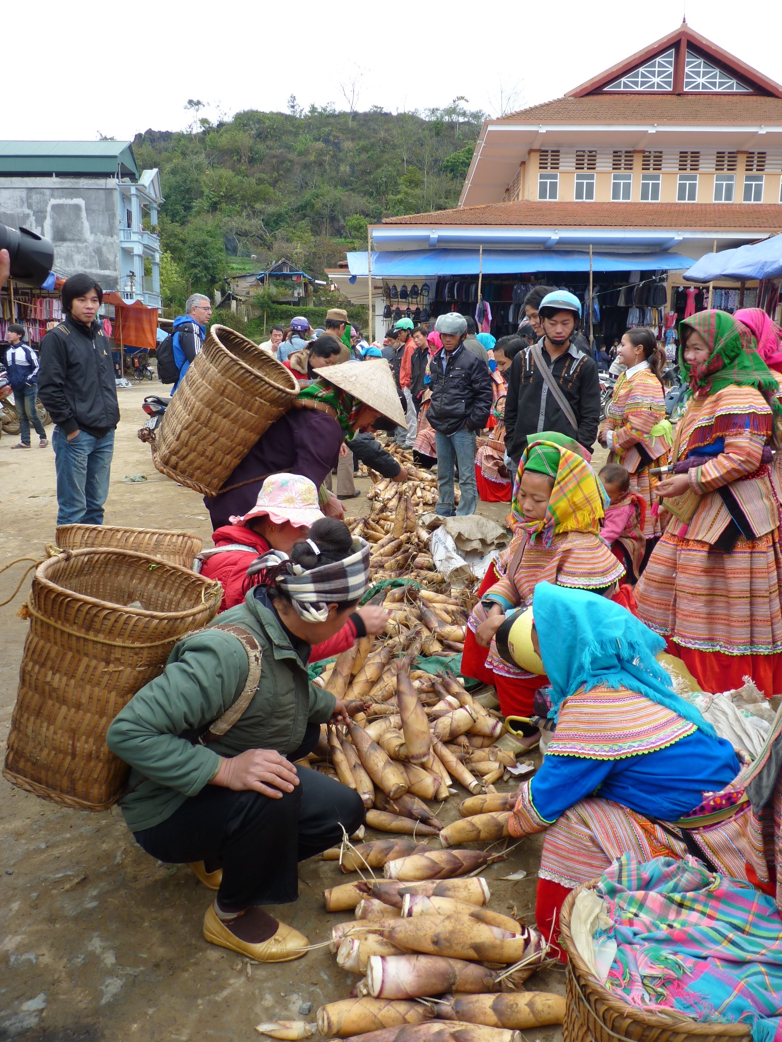 đi chợ Si Ma Cai (Lào Cai).JPG đi chợ Si Ma Cai (Lào Cai).JPG