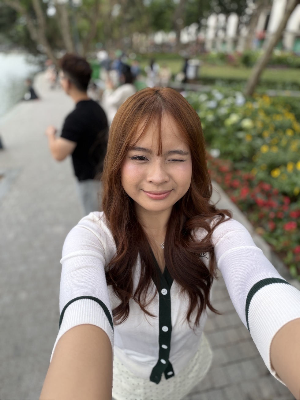 So sánh camera Samsung Galaxy S26 Ultra và iPhone 17 Pro Max - 11