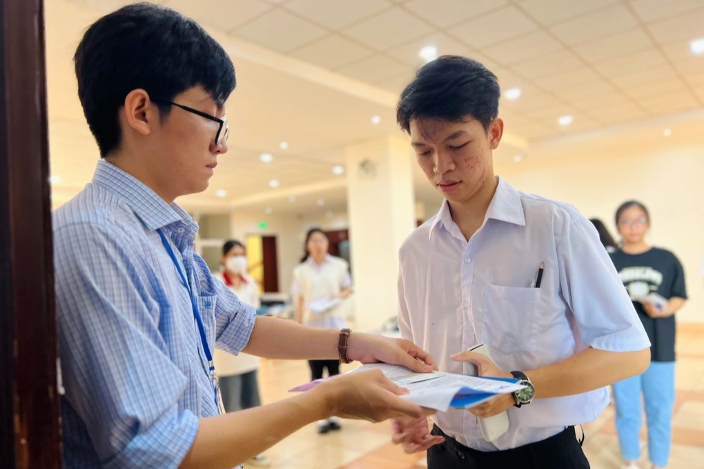 Kỳ thi đánh giá năng lực lớn nhất nước: Thí sinh bị đình chỉ khi nào? - 2 Kỳ thi đánh giá năng lực lớn nhất nước: Thí sinh bị đình chỉ khi nào? - 2