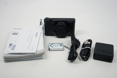 Đập hộp máy ảnh siêu zoom Cybershot DSC-WX500