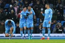 Man City phô diễn sức mạnh hủy diệt ở FA Cup