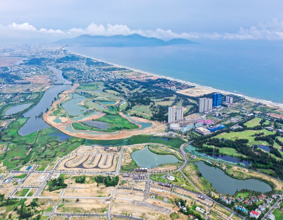 Nhà đầu tư Quảng Ngãi đổ xô đi tìm đất biển Đà Nẵng - 1 Nhà đầu tư Quảng Ngãi đổ xô đi tìm đất biển Đà Nẵng - 1