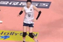 Clip "màn vũ đạo đáng yêu của nữ vận động bóng chuyền" gây sốt tuần qua