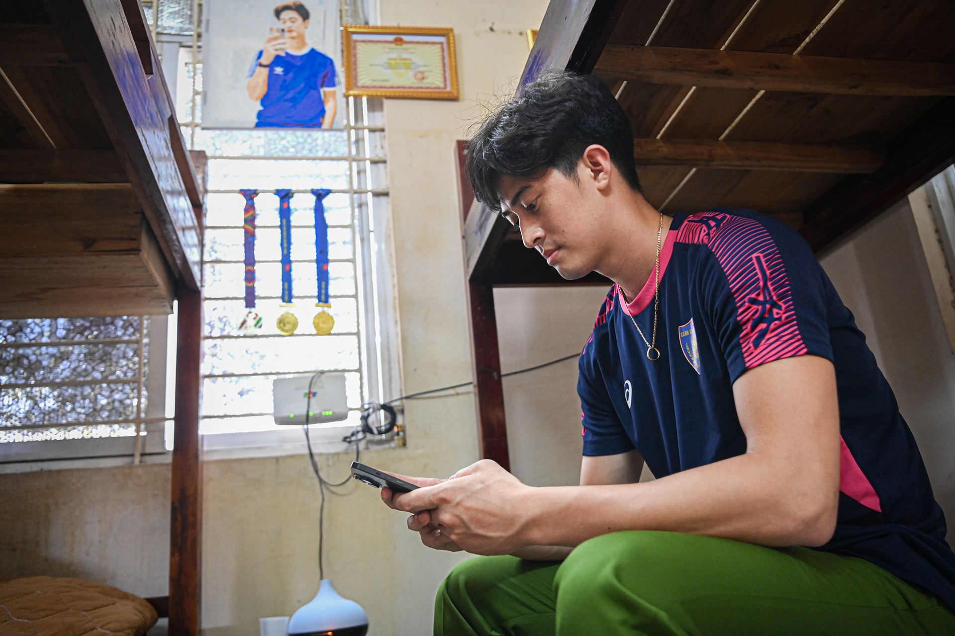 Nam thần đội tuyển bóng chuyền quốc gia trong màu áo Cảnh sát cơ động - 18 Nam thần đội tuyển bóng chuyền quốc gia trong màu áo Cảnh sát cơ động - 18