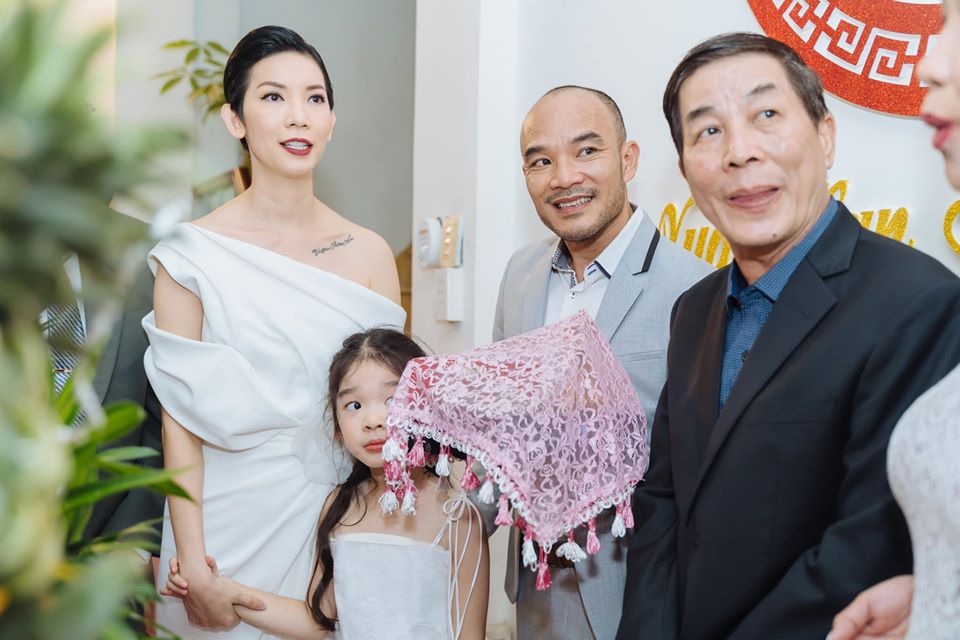 4 tháng sau đám cưới bí mật, Xuân Lan mới tiết lộ ảnh đám hỏi - 13 4 tháng sau đám cưới bí mật, Xuân Lan mới tiết lộ ảnh đám hỏi - 13