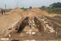 Thuyền cổ dưới ao cá ở Bắc Ninh: Điểm độc đáo, lần đầu thấy ở Việt Nam