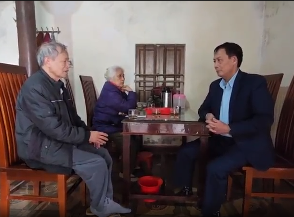 Chuyện về ngôi mộ người lính giữa đại ngàn Kẻ Gỗ - 1 Chuyện về ngôi mộ người lính giữa đại ngàn Kẻ Gỗ - 1