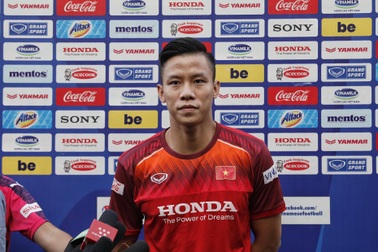 Quế Ngọc Hải tự tin khoá chặt "Messi Thái Lan" Chanathip