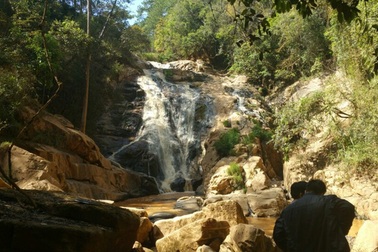 Khởi tố giám đốc bán tour du lịch chui khiến 2 người tử vong