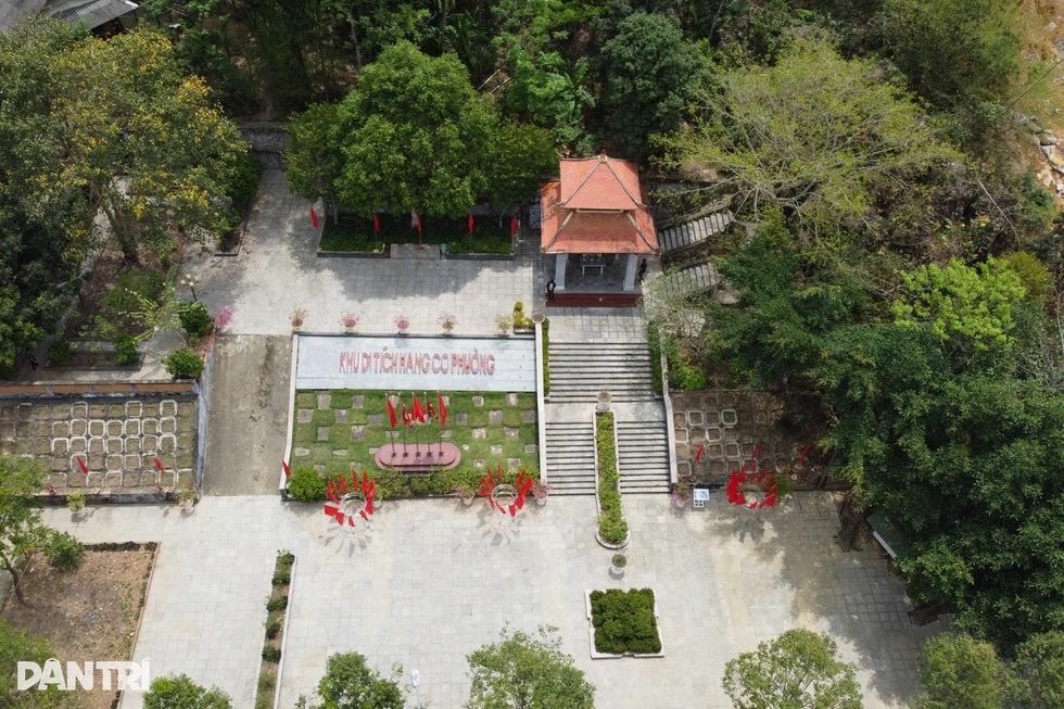 Nữ dân công duy nhất sống sót kể lại trận bom vùi lấp 11 người trong hang - 3 Nữ dân công duy nhất sống sót kể lại trận bom vùi lấp 11 người trong hang - 3