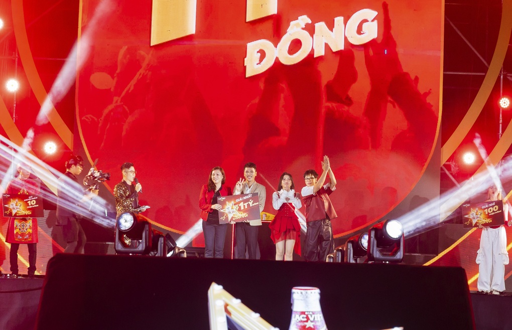 Hành trình đến ngôi vị quán quân Sao của mọi cuộc vui mùa 3 - 2 Hành trình đến ngôi vị quán quân Sao của mọi cuộc vui mùa 3 - 2