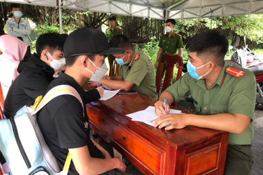 Thêm 78 lao động Việt được giải cứu từ các casino ở Campuchia về nước