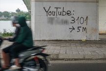 Tái diễn nạn quảng cáo, rao vặt bôi bẩn phố phường Đà Nẵng