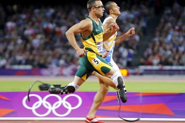 “Người không chân” khởi đầu thuận lợi ở môn điền kinh