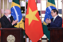 Tổng thống Brazil muốn xuất khẩu máy bay sang Việt Nam