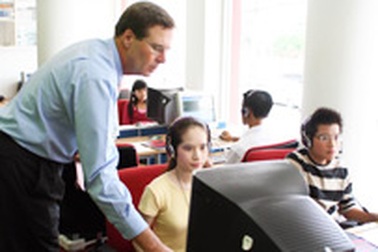 Đi nước ngoài thi TOEFL kiểu cũ