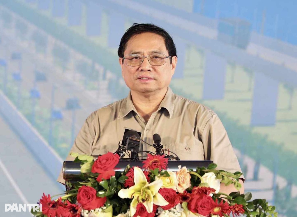 Thủ tướng Phạm Minh Chính phát lệnh khởi công dự án Vành đai 4 Vùng thủ đô - 1 Thủ tướng Phạm Minh Chính phát lệnh khởi công dự án Vành đai 4 Vùng thủ đô - 1