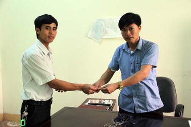 Phó bí thư đoàn tìm chủ nhân chiếc vòng vàng nhặt được