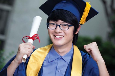 Nộp hồ sơ “nước rút” vào hơn 800 trường tại Triển lãm du học