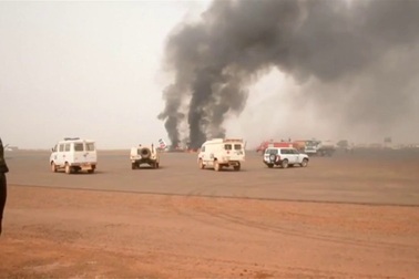 Máy bay chở khách nổ tung khi hạ cánh ở Nam Sudan