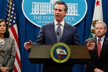 California tuyên bố tình trạng khẩn cấp vì Covid-19, theo dõi 9.400 người