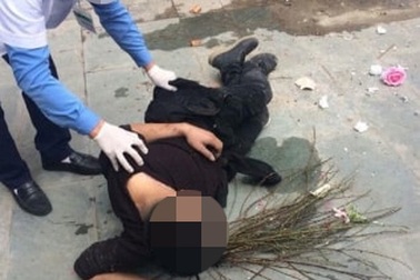 Nghi án trộm cành đào Tết, nam thanh niên bị đánh tử vong