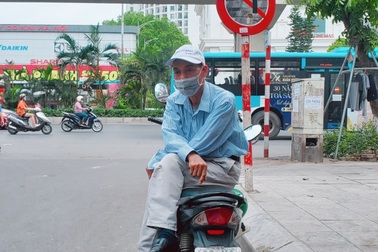 Tạo việc làm cho người cao tuổi: "Một mũi tên trúng nhiều đích..."