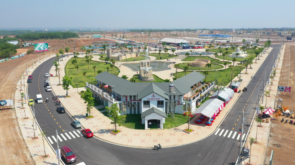 Thị trường khan hiếm, nhà đầu tư mạnh dạn rót vốn vào dự án “sạch” - 3 Thị trường khan hiếm, nhà đầu tư mạnh dạn rót vốn vào dự án “sạch” - 3