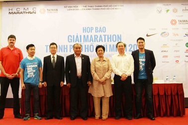 Nhà cự vô địch Olympic tham dự giải marathon quốc tế TPHCM lần thứ 5 năm 2018